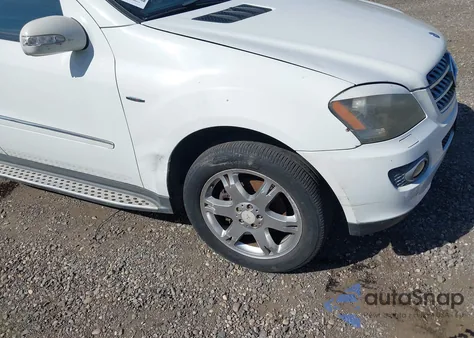 2008 Mercedes-Benz Ml 350 4Matic z USA, uszkodzony, nr VIN 4JGBB86E98A331620